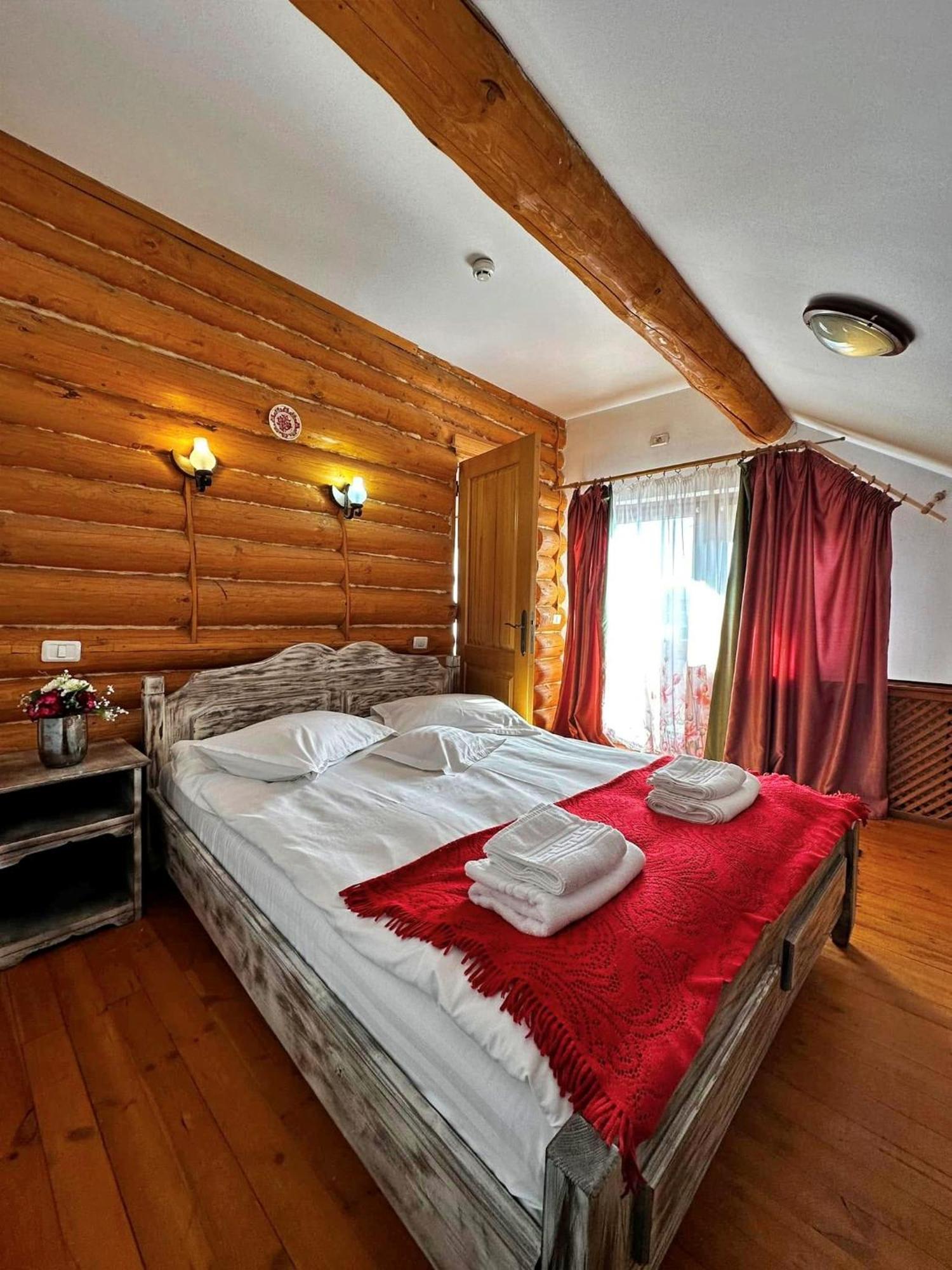 Domeniul Haiducilor Bucovina ซูชาวา ภายนอก รูปภาพ