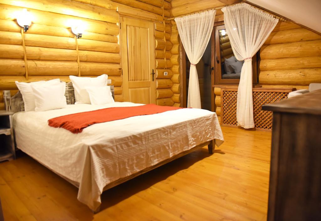 Domeniul Haiducilor Bucovina ซูชาวา ภายนอก รูปภาพ